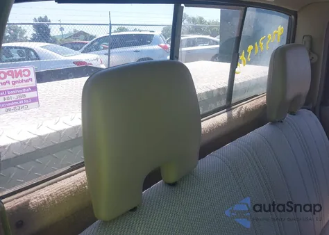 1998 Nissan Frontier Xe from USA, damaged, VIN 1N6DD21Y3WC354220